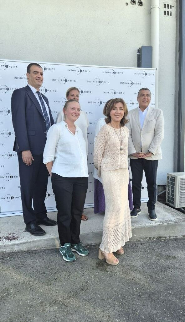L&rsquo;écosystème spatial toulousain s&rsquo;agrandit : Infinite Orbits inaugure une nouvelle usine pour produire ses satellites